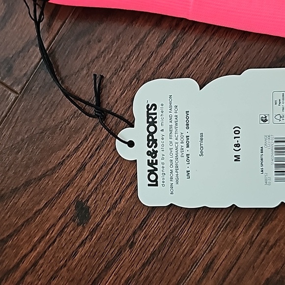 New Love & Sports Seamless Sports Bra - Picture 3 of 3